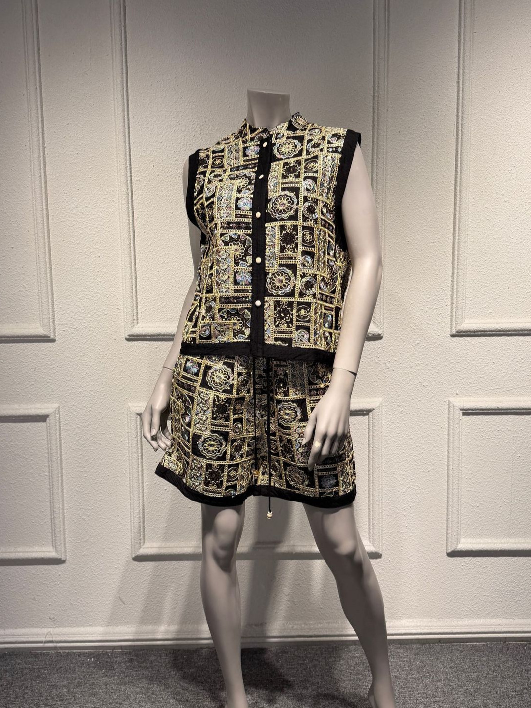 Embroidery Vest - Elegant Heavy Embroidery Vest Shorts Set