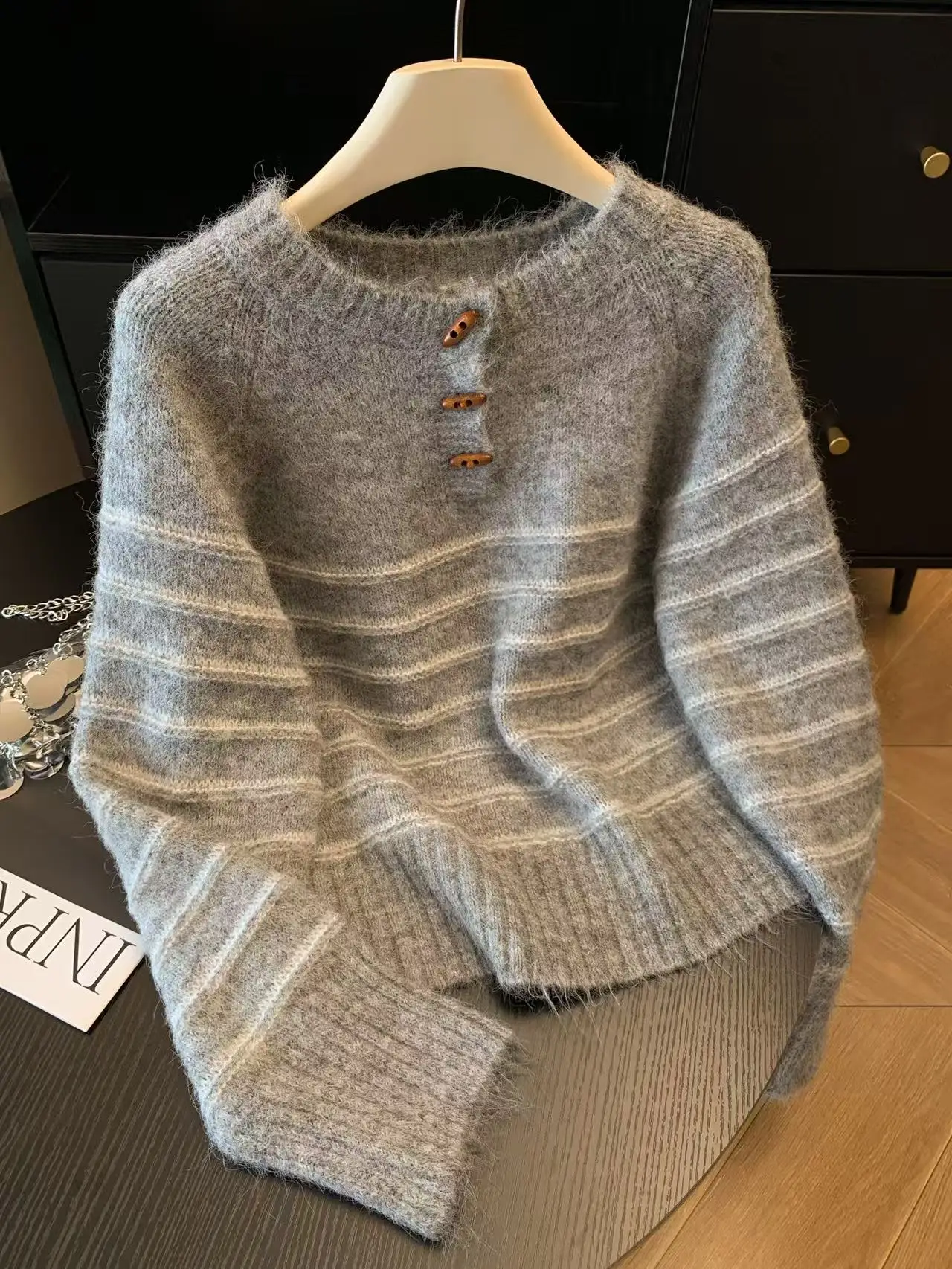 Autumn Winter Women's Striped  – Embroidery A recenzja i cena