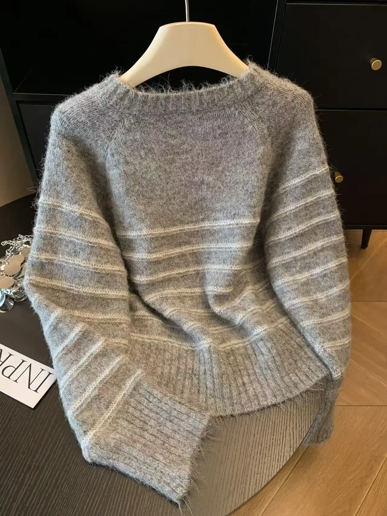 Autumn Winter Women's Striped  – Embroidery A recenzja i cena