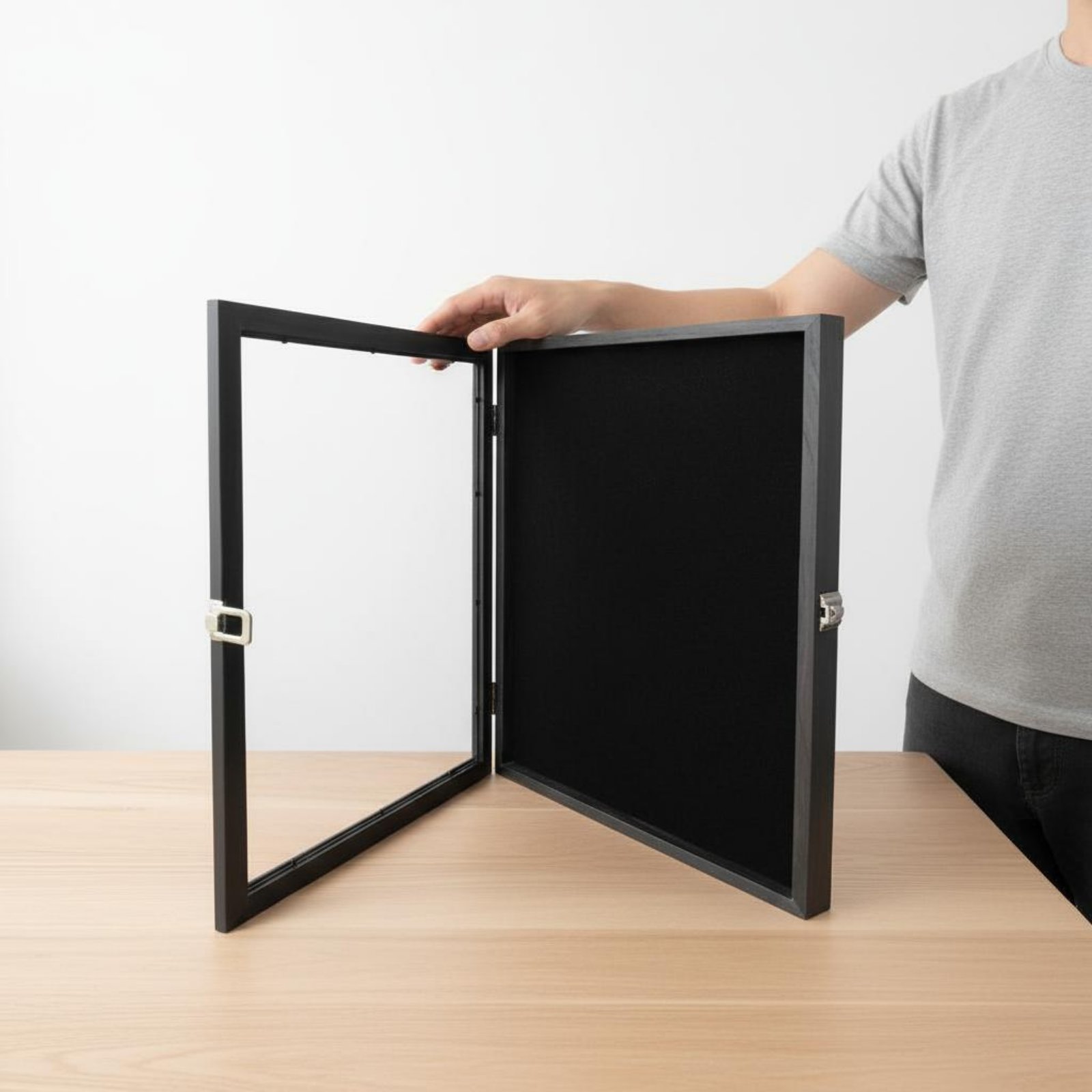 Badge Display Frame Transparen – Frame Display Wood recenzja i cena